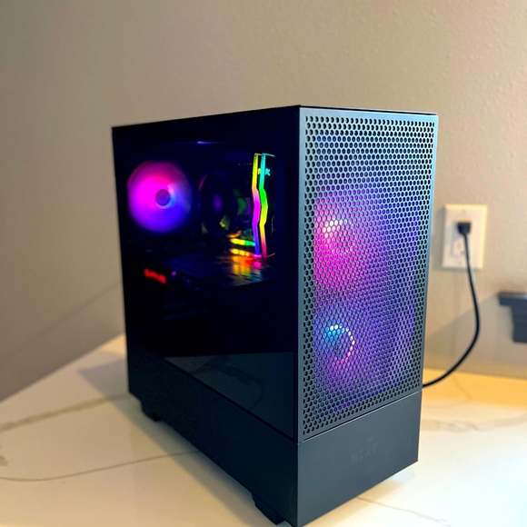 Custom High-End Gaming PC